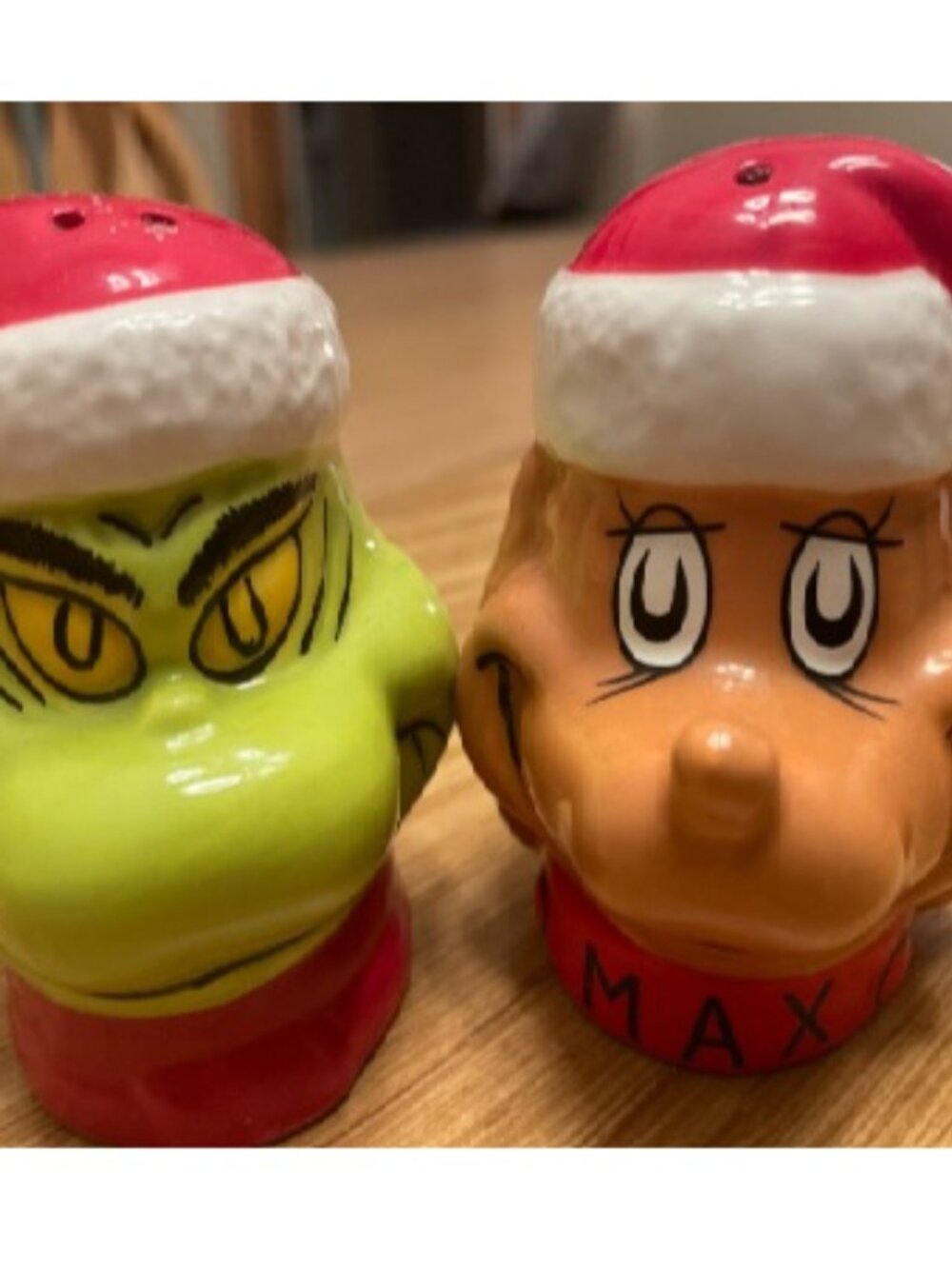 Grinch Max Salt and Pepper Shakers -New